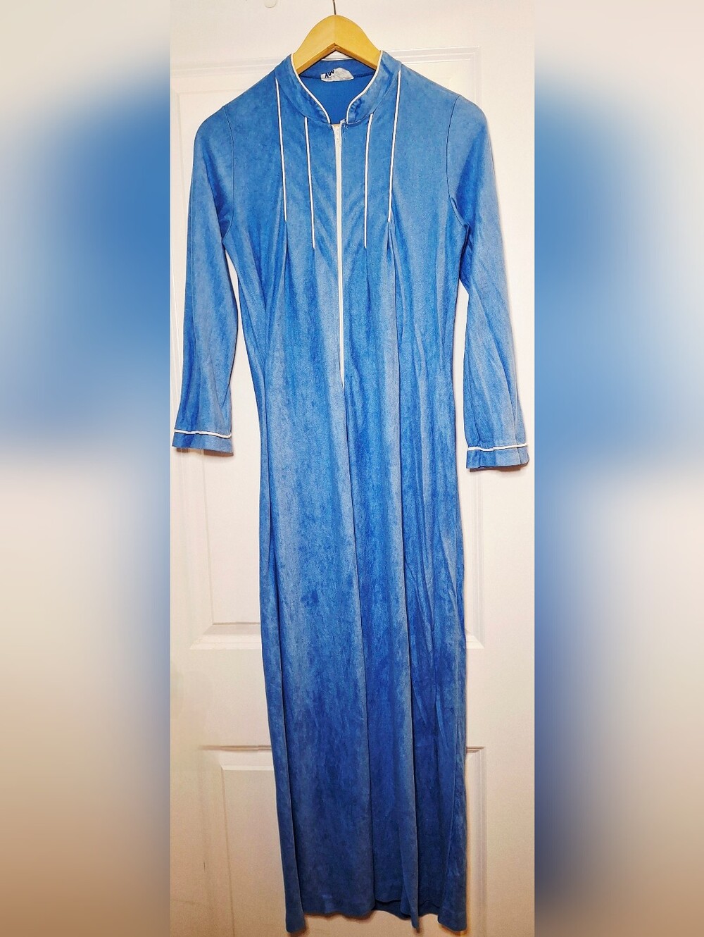 Vintage 80s Fabulous Cozy Zip-up Nightgown (S)